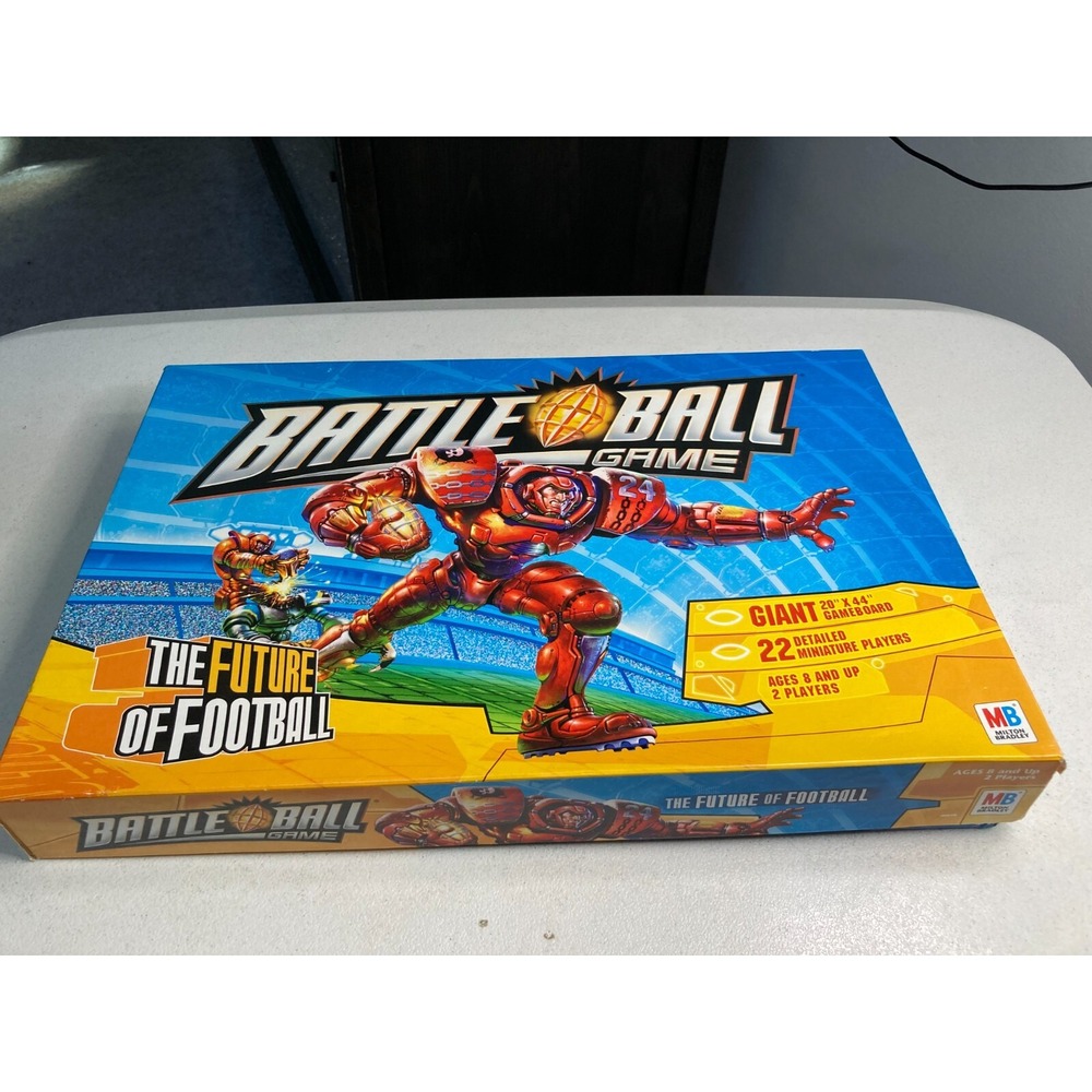 BATTLE BALL GAME The Future of Football Boardgame Milton Bradley 2003 Complete